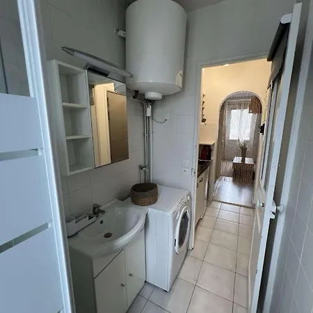 Charmant Appartement Aux Portes De Paris - 2Pax Saint-Ouen  Exterior foto